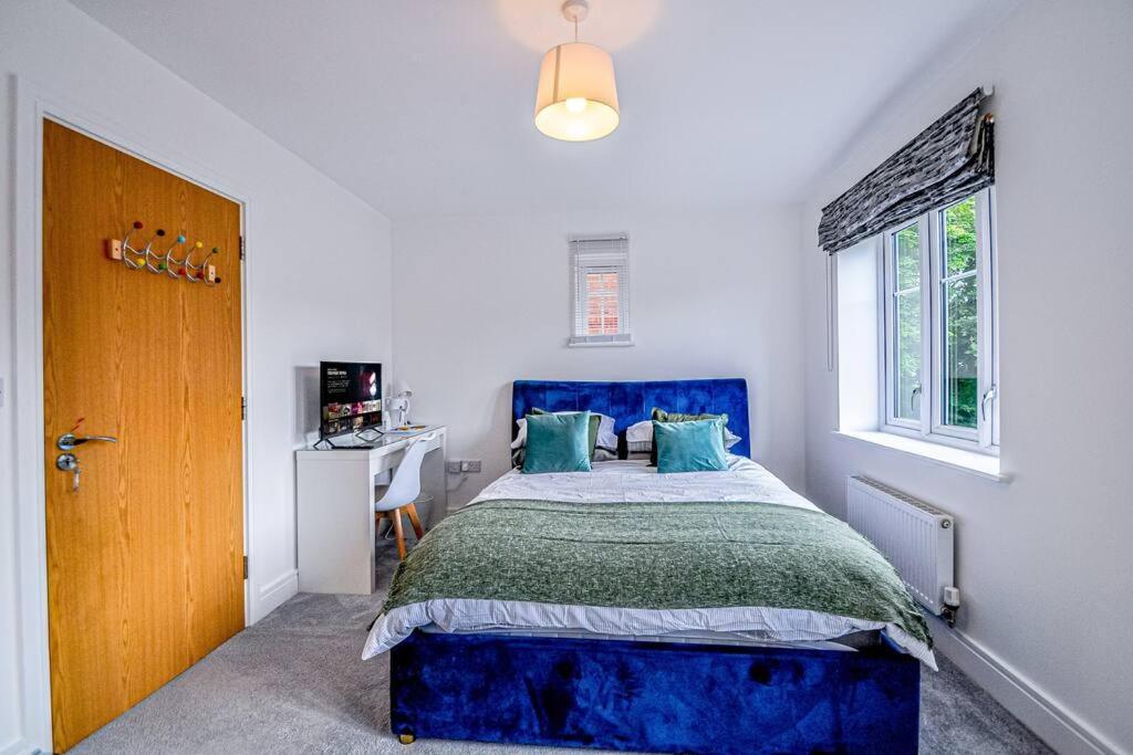 Entire House Sleeps 8 Near The River Thames 메이든헤드 외부 사진