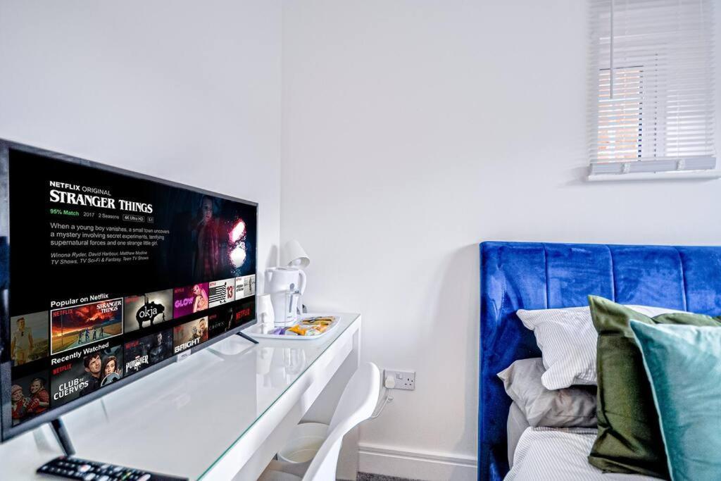 Entire House Sleeps 8 Near The River Thames 메이든헤드 외부 사진