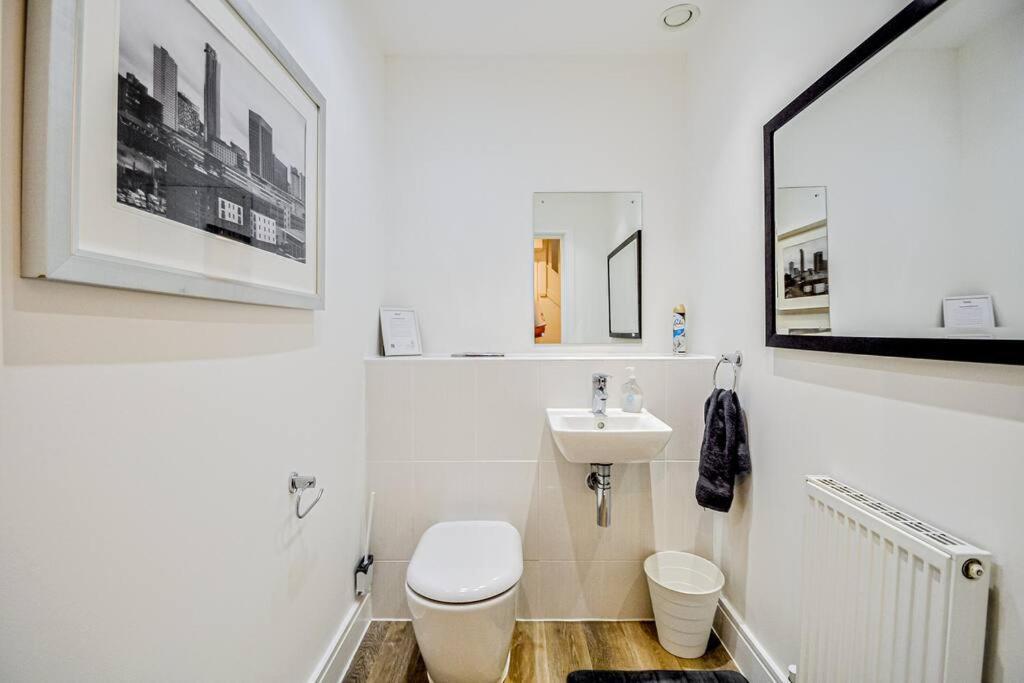 Entire House Sleeps 8 Near The River Thames 메이든헤드 외부 사진