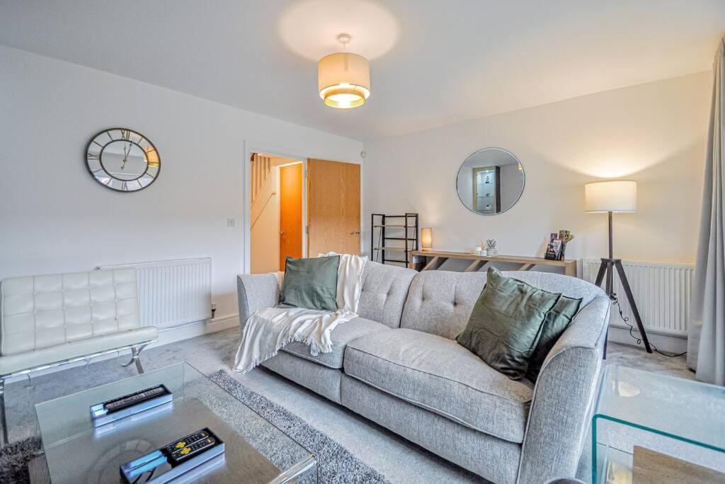Entire House Sleeps 8 Near The River Thames 메이든헤드 외부 사진